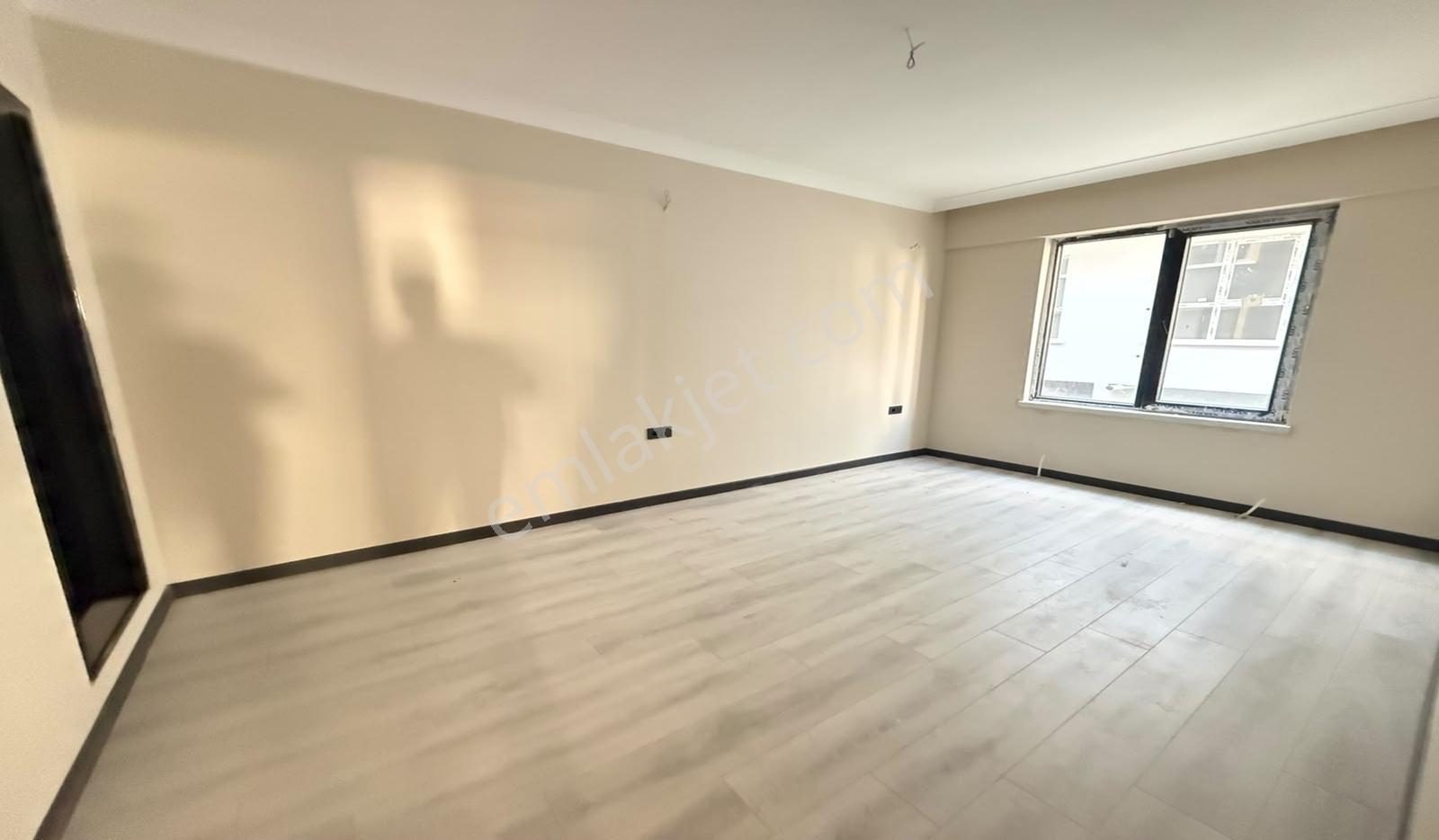 Bağlum Caddeye Köşe 3+1 1.kat Sıfır Daire Uygun Fiyata — fotoğraf 18