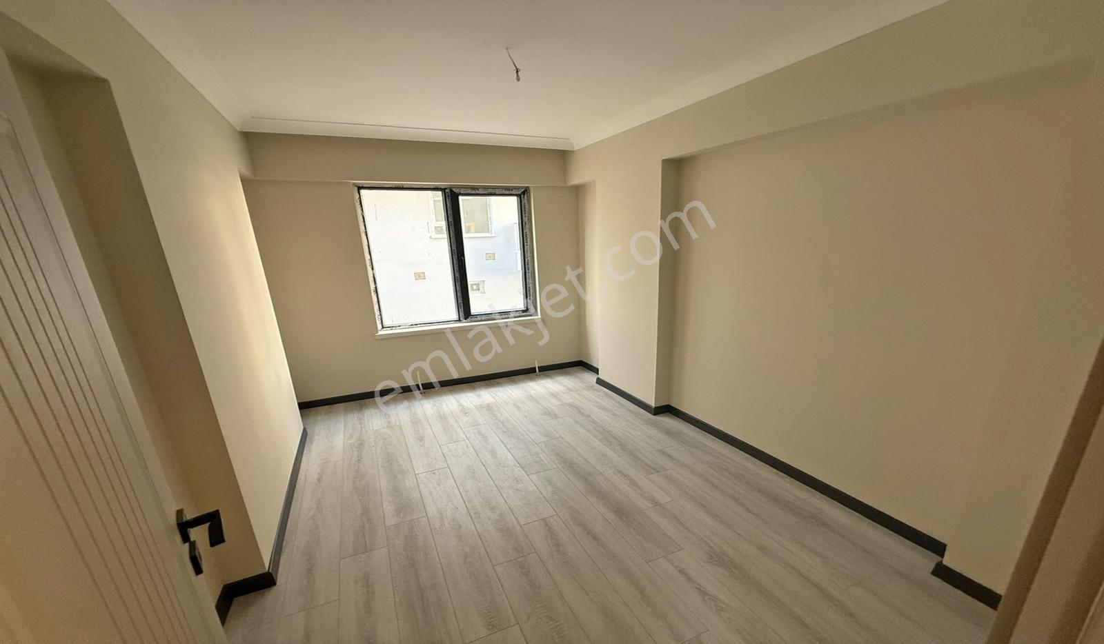 Bağlum Caddeye Köşe 3+1 1.kat Sıfır Daire Uygun Fiyata — fotoğraf 20