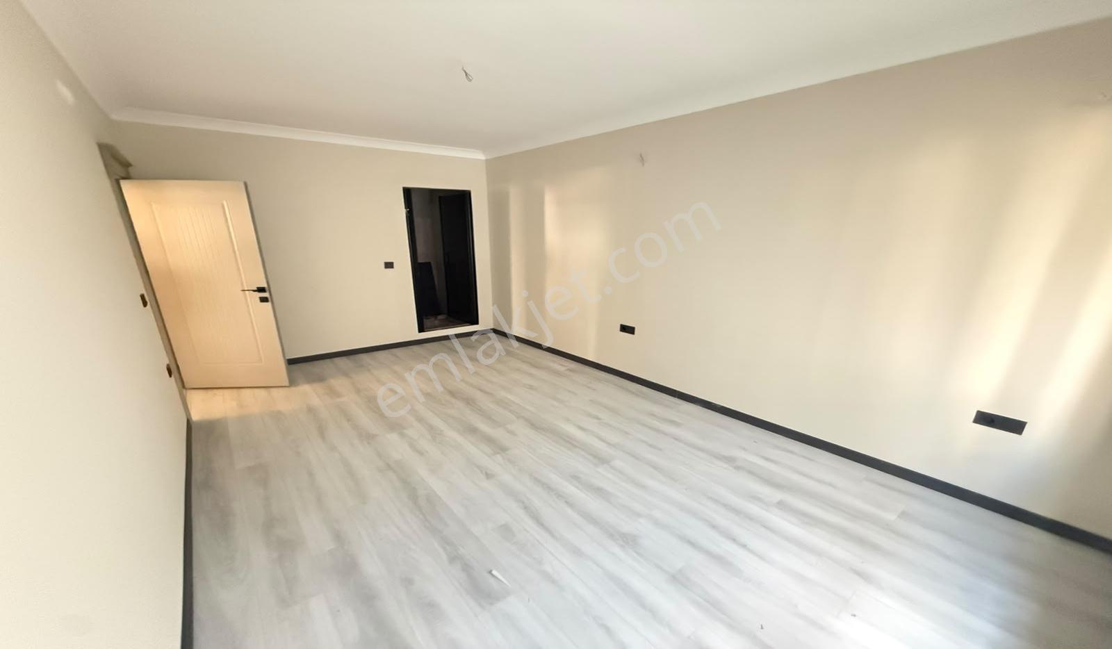 Bağlum Caddeye Köşe 3+1 1.kat Sıfır Daire Uygun Fiyata — fotoğraf 23