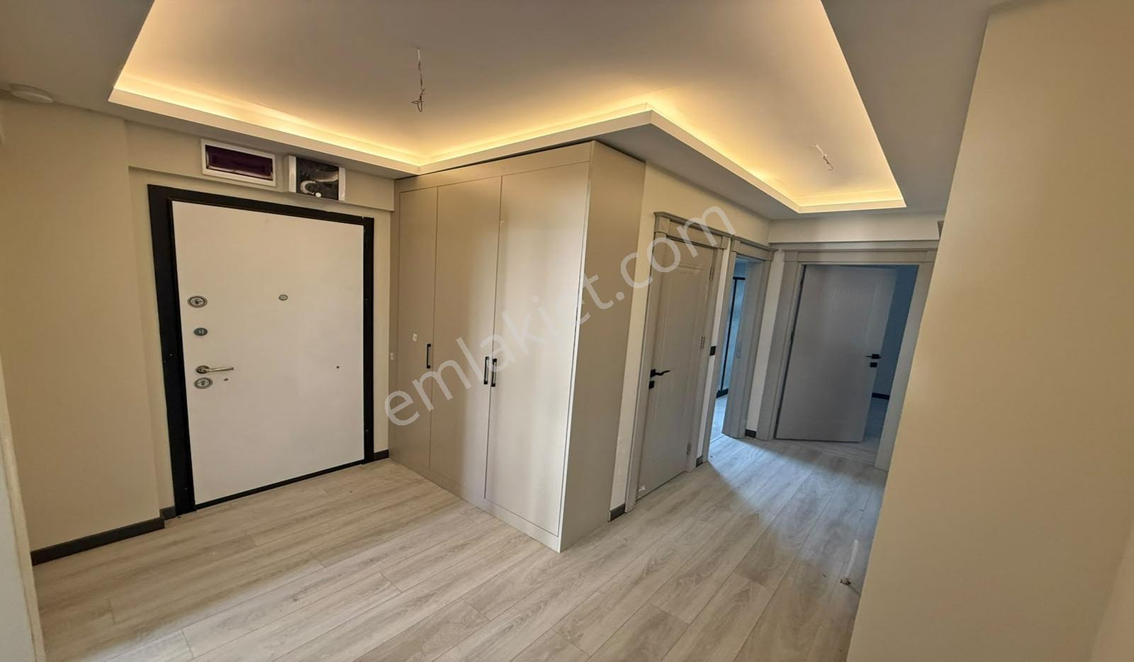 Bağlum Caddeye Köşe 3+1 1.kat Sıfır Daire Uygun Fiyata — fotoğraf 25