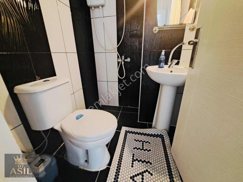 Güneş Mahallesi'nin Güzel Yerinde Temiz Ferah 2 + 1 — fotoğraf 12
