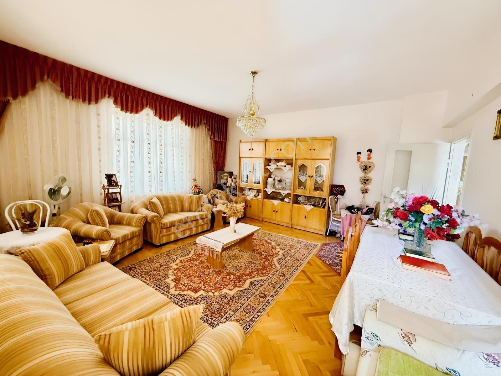 Alparslan Mahallesinde Konum Avantajlı, Geniş Ve Ferah Daire! — fotoğraf 3