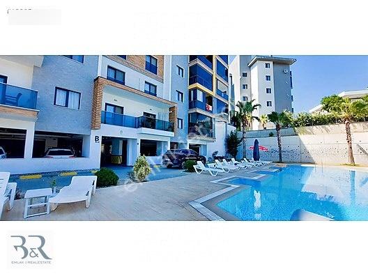 Doğalgazlı Ve Havuzlu Sitede Geniş 3+1 Daire