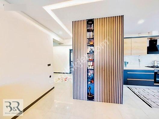 Doğalgazlı Ve Havuzlu Sitede Geniş 3+1 Daire — fotoğraf 7