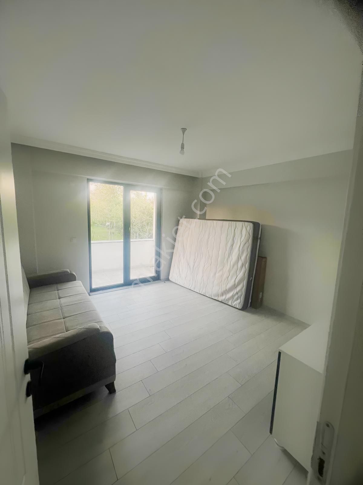 Kartepe Sarımeşede Modern Tasarımlı, Bahçeli Müstakil Ev! — fotoğraf 8