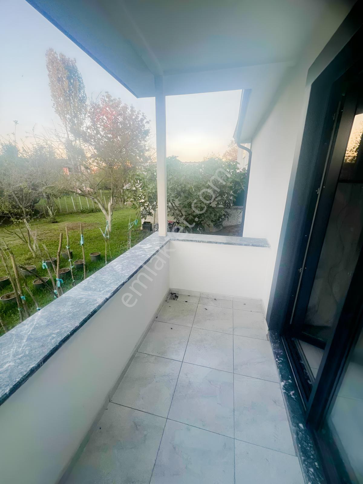 Kartepe Sarımeşede Modern Tasarımlı, Bahçeli Müstakil Ev! — fotoğraf 9