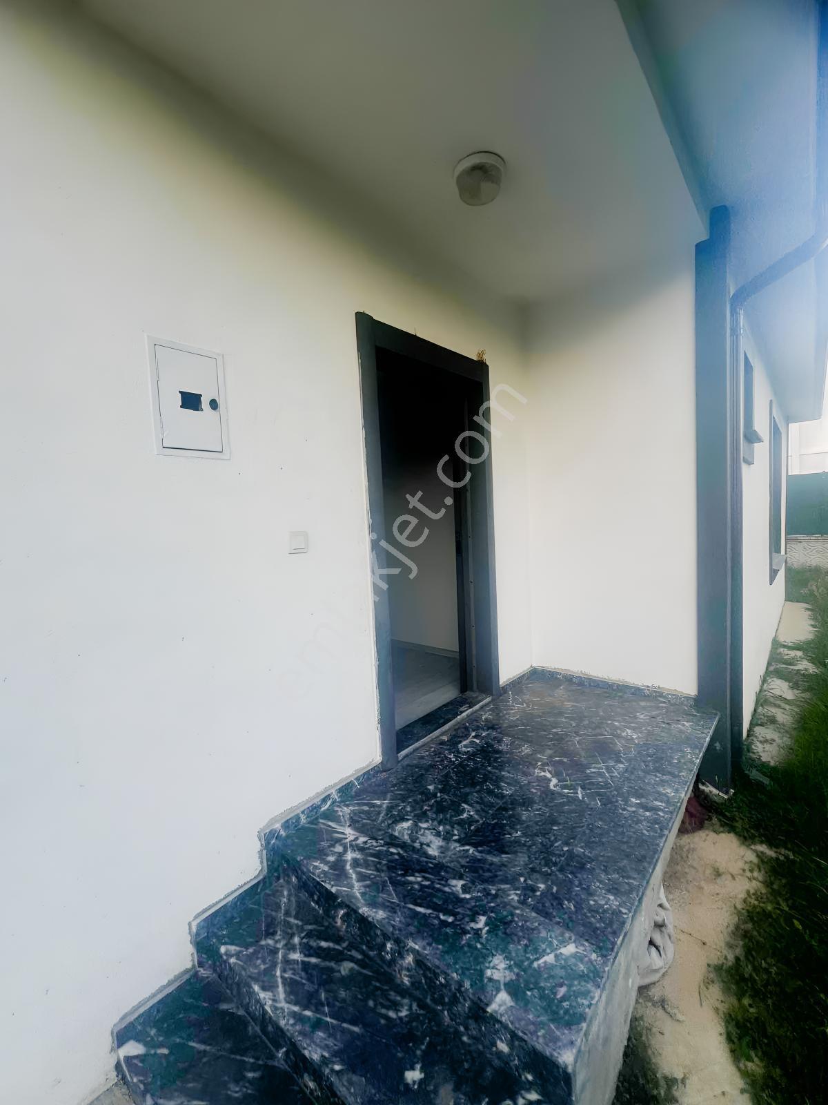 Kartepe Sarımeşede Modern Tasarımlı, Bahçeli Müstakil Ev! — fotoğraf 17