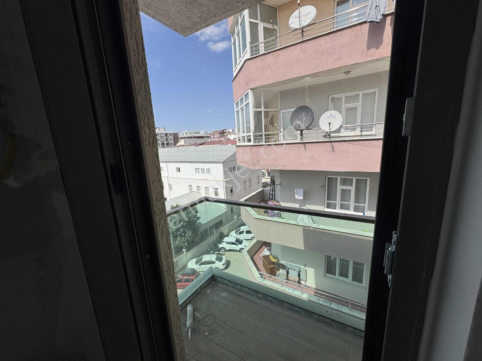 Satılık Sıfır Lüks 1+1 | Açı Koleji Yanı |yerden Isıtma — fotoğraf 14