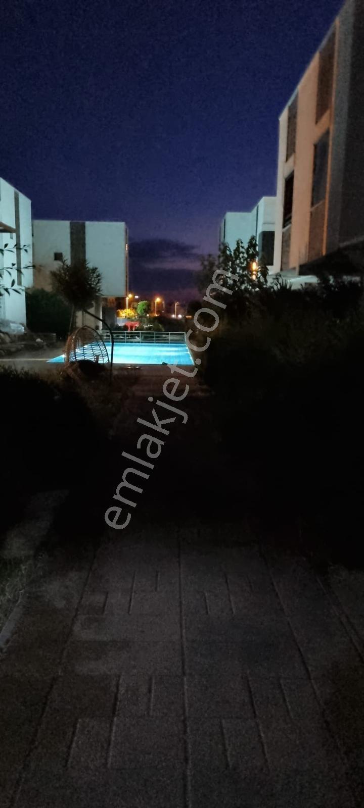 Didim Efeler Mahallesi'nde Havuzlu 3+1 Eşyalı Villa — fotoğraf 8