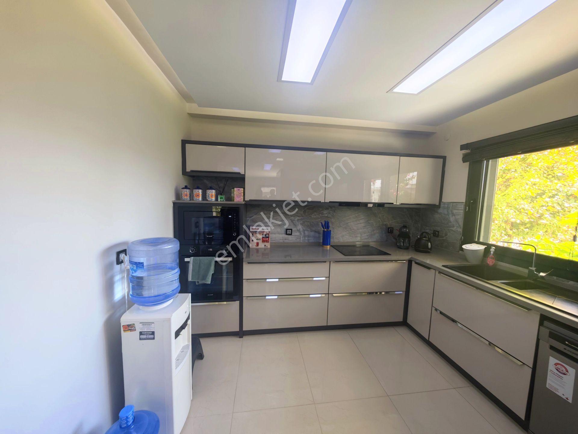 Didim Efeler Mahallesi'nde Havuzlu 3+1 Eşyalı Villa — fotoğraf 16