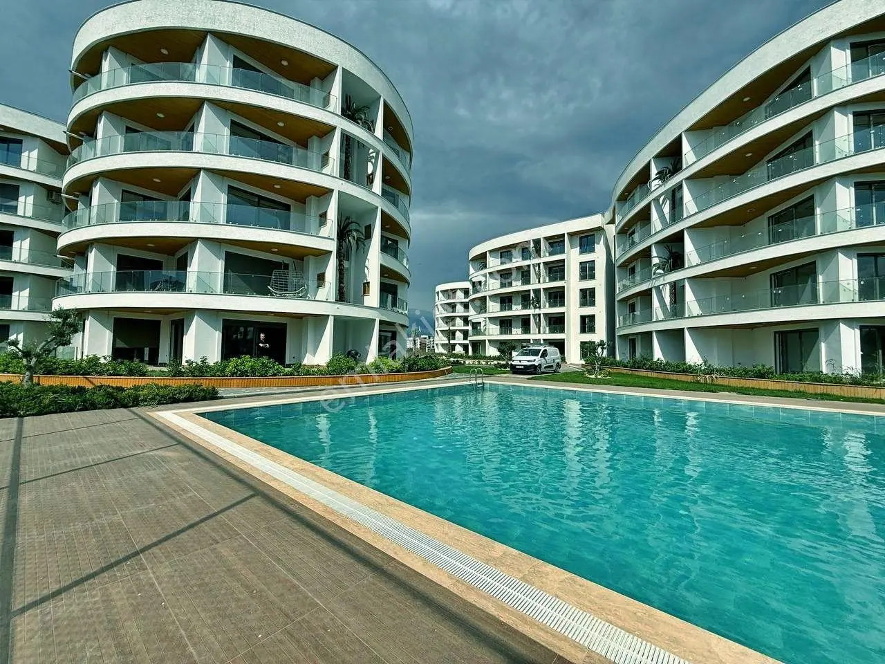 Uytundan Burhaniye Ören'De Ultralüks Sitede 3+1 Satılık Daire