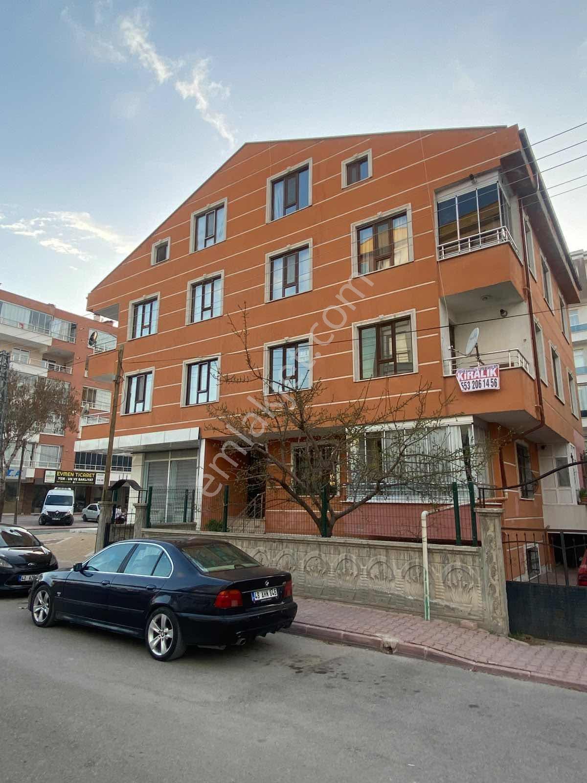 Hamzaoğlu Mah. Satılık 2+1 Daire / 2. Kat — fotoğraf 2