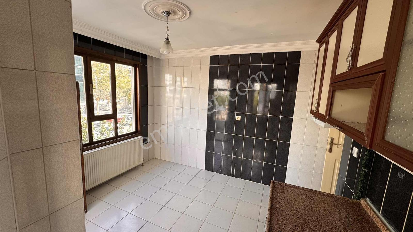 Hamzaoğlu Mah. Satılık 2+1 Daire / 2. Kat — fotoğraf 10
