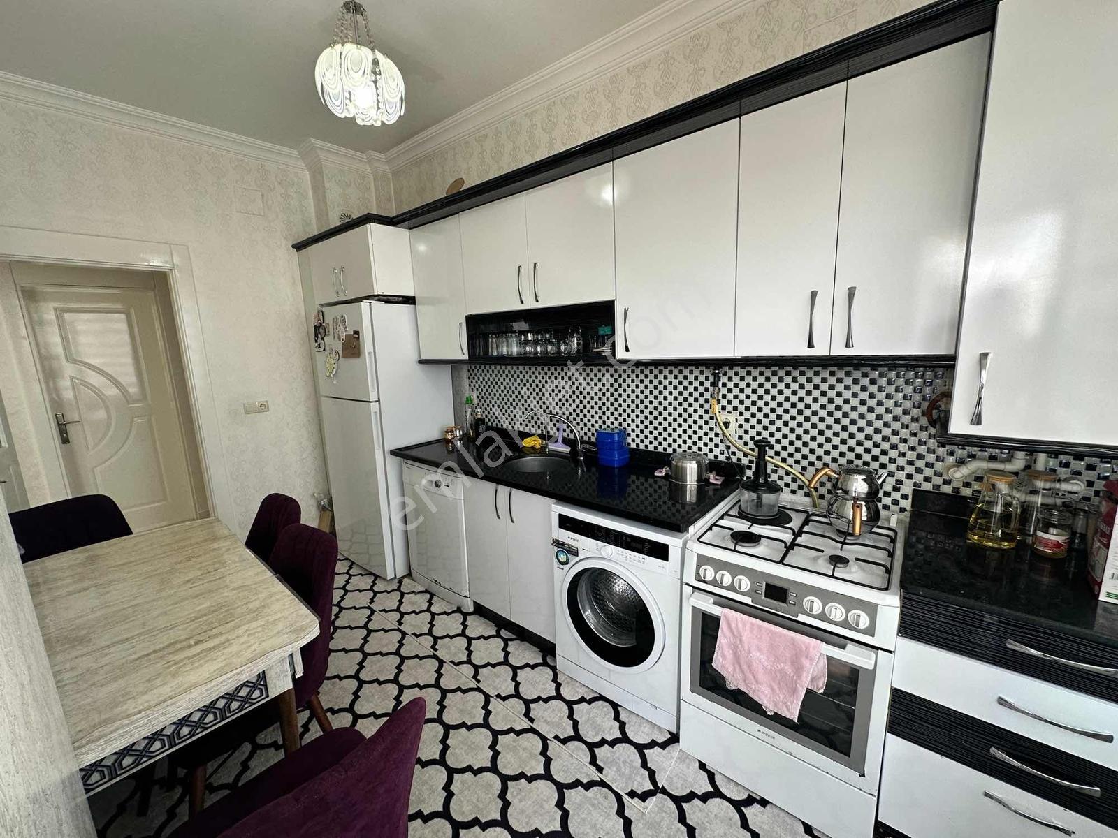 Kare'den Seyrantepe Merkezde 2+1 Bakımlı Daire. — fotoğraf 9