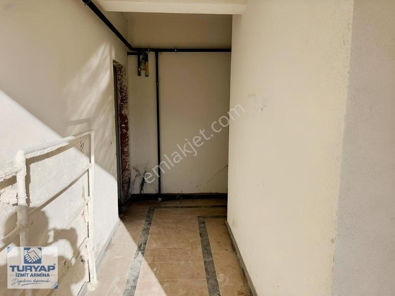 Başiskele Döngel'de Sıfır 3+1 Yerden Isıtma — fotoğraf 5