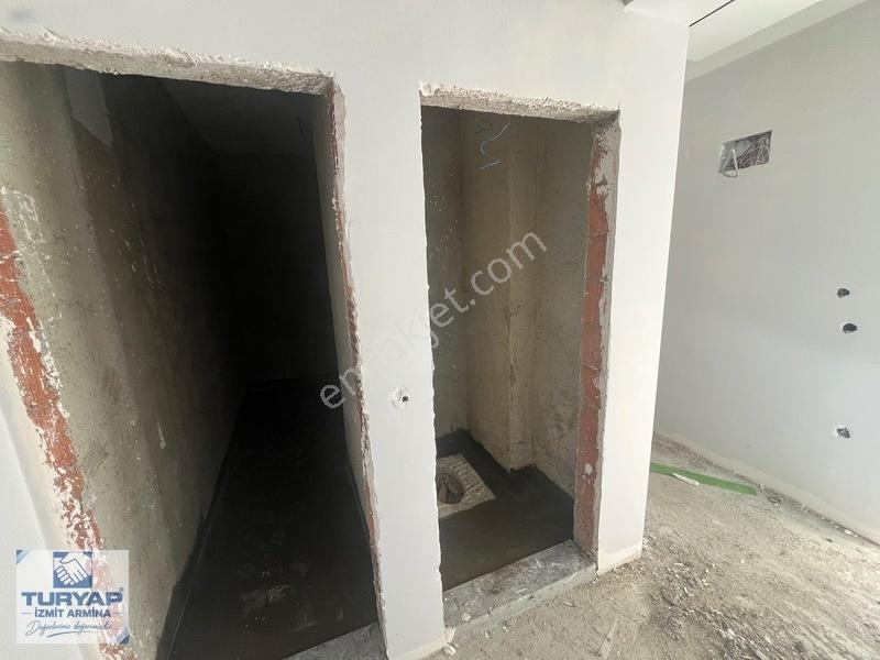 Başiskele Döngel'de Sıfır 3+1 Yerden Isıtma — fotoğraf 29