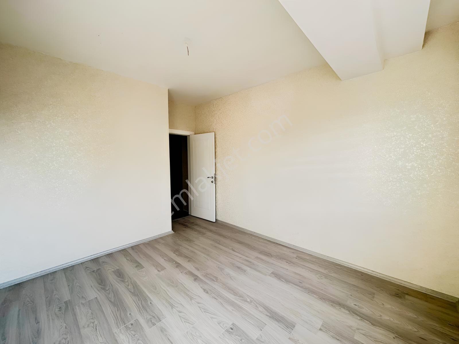 Uluğbey Mah.cadde Cepheli Geniş Ferah 3+1 Lüks Daire — fotoğraf 17