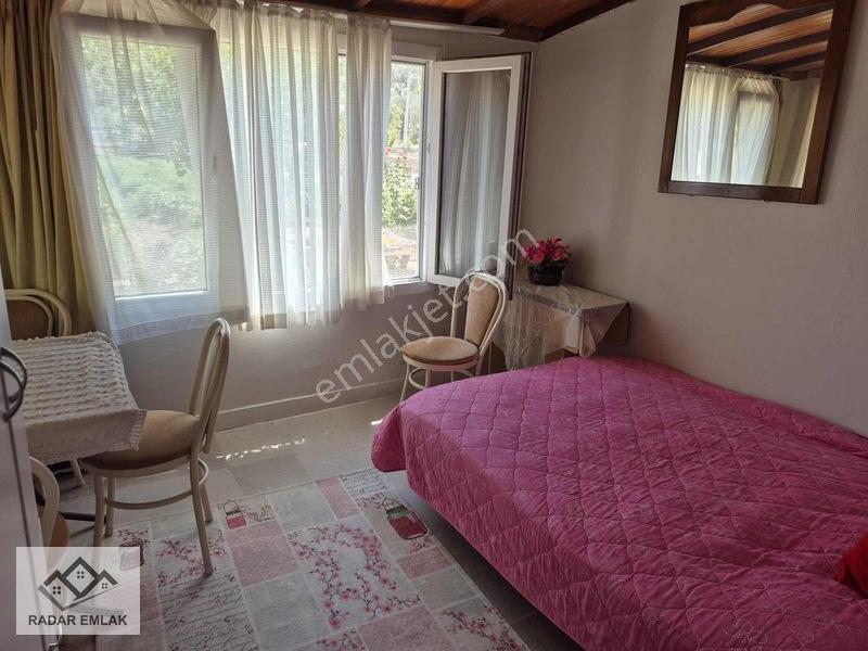 Urla Nohutalanda 1191 M2 Alan İçerisinde 3+1 100 M2 Taş Ev — fotoğraf 8