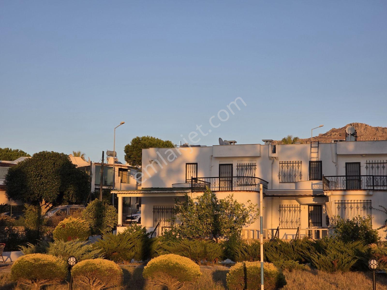 Denize Sıfır Marinanin Karsisinda Villa Barbaros Sitesi Turgutr — fotoğraf 5