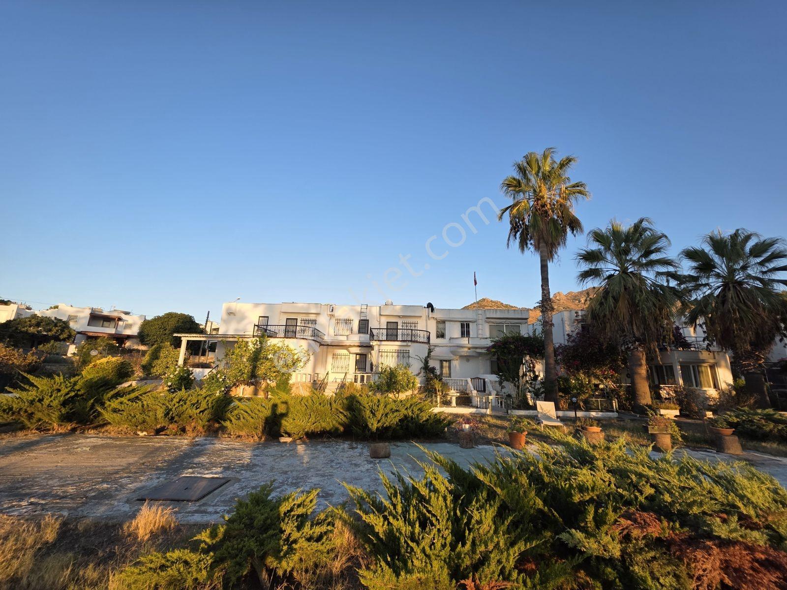 Denize Sıfır Marinanin Karsisinda Villa Barbaros Sitesi Turgutr — fotoğraf 13