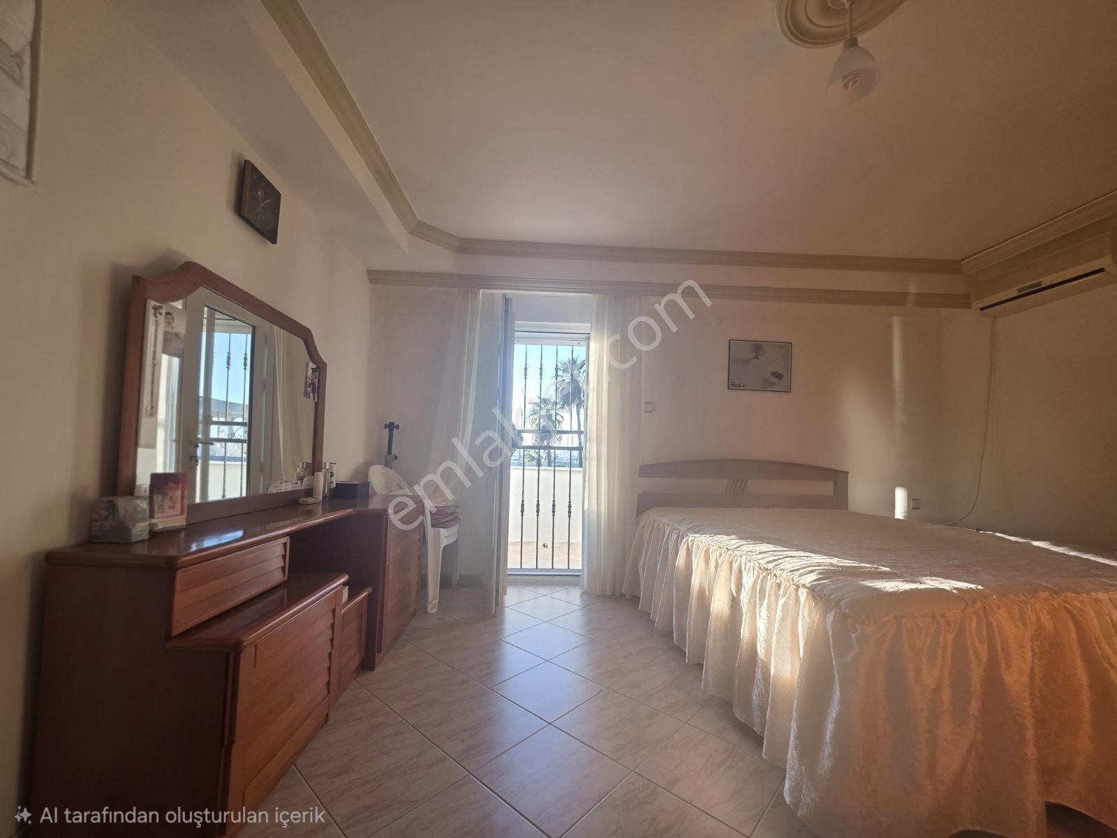 Denize Sıfır Marinanin Karsisinda Villa Barbaros Sitesi Turgutr — fotoğraf 34