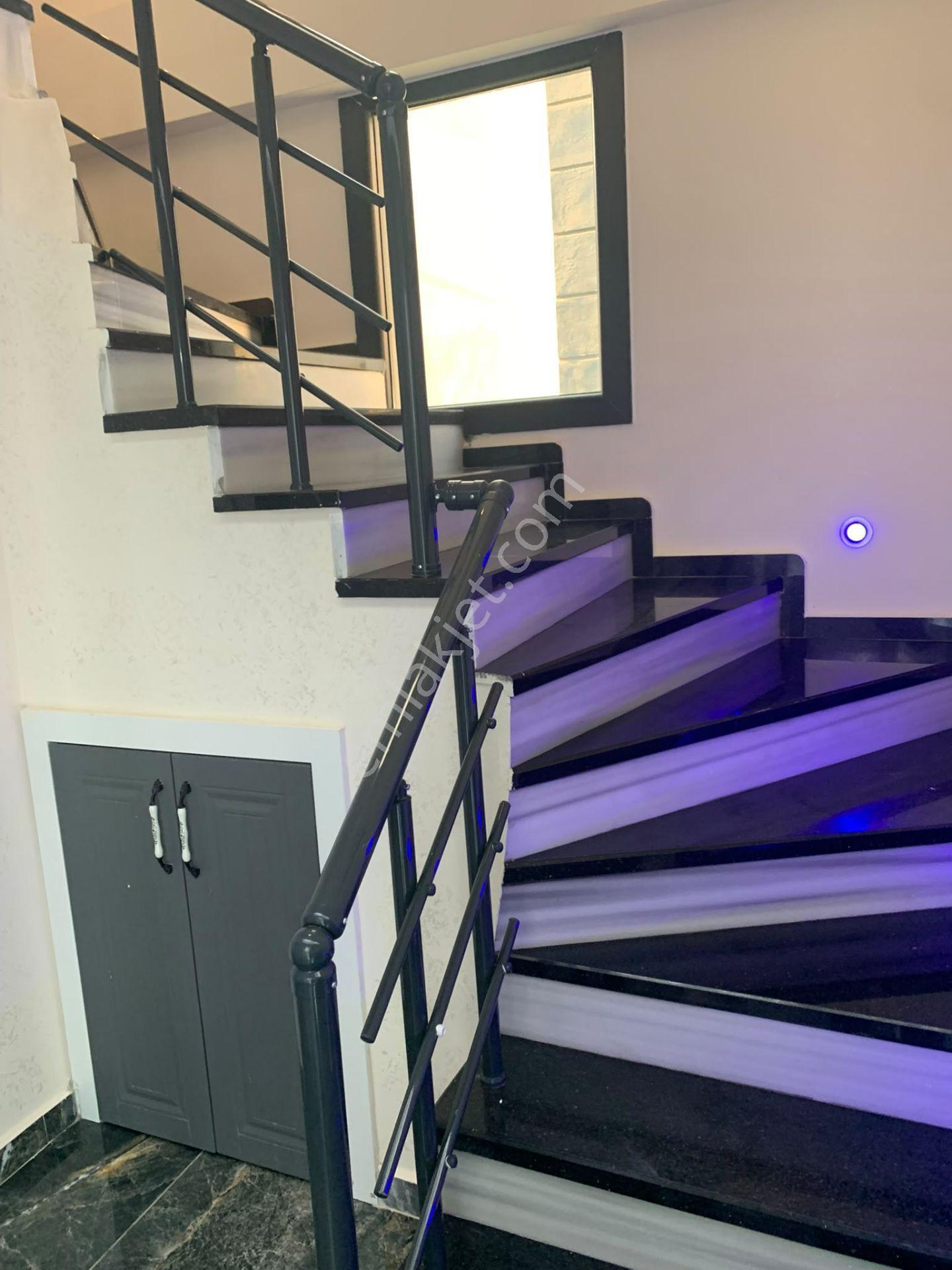 Didim Havuzlu Sitede Satılık 3+1 Villa — fotoğraf 13