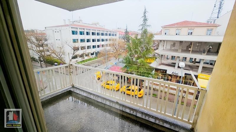 Arel'den Bahçelievler 3 Cd.üstü Köşe Konumda Otoparklı 3 Kat 3+1 — fotoğraf 33