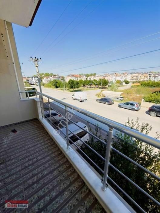Burak Emlaktan Manavgat Sarılar Merkezinde Satılık Daire — fotoğraf 5