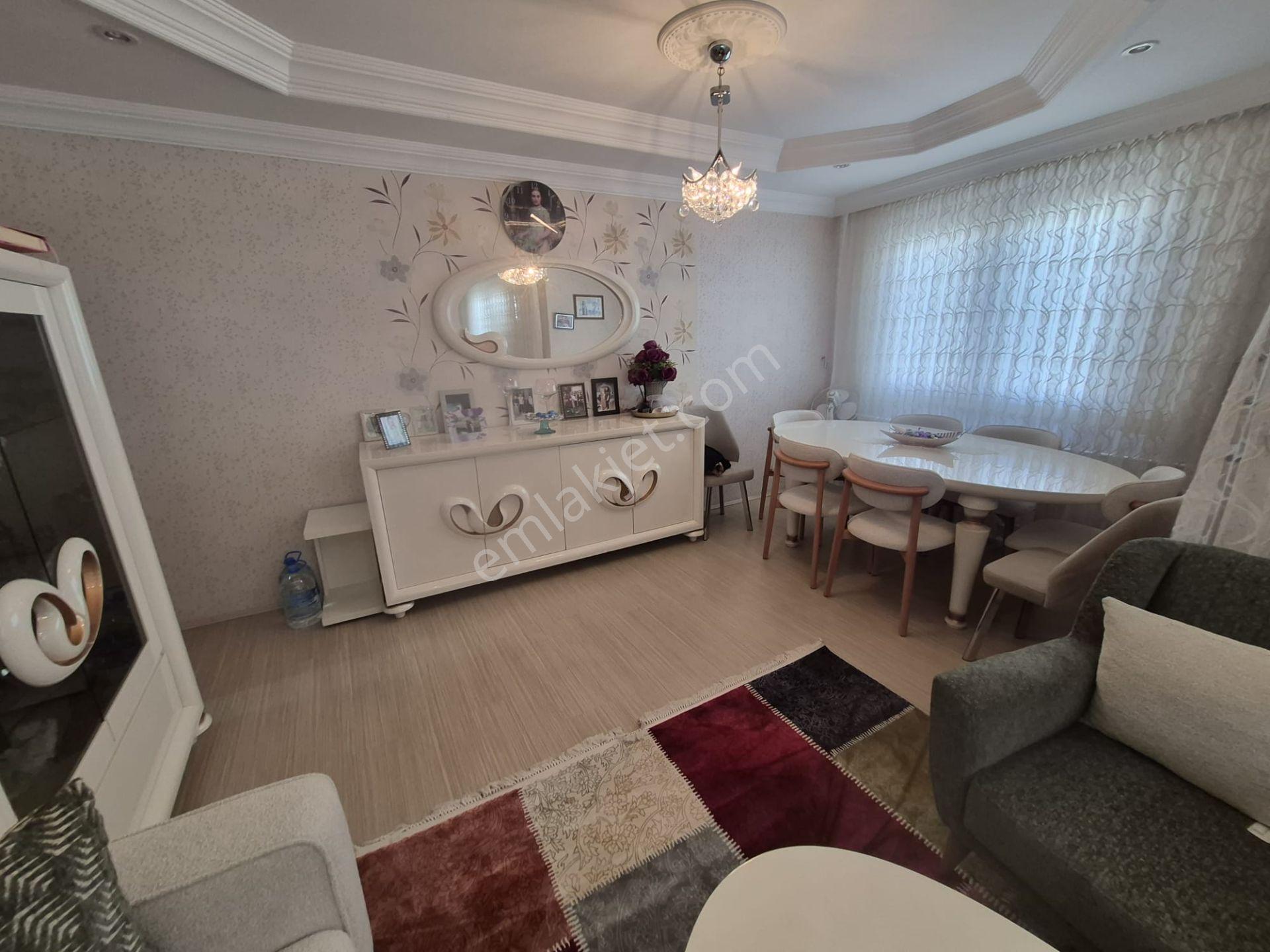 Emin Emlak Satıyor..valide Sultan Mahallesinde Köşebaşı 3+1 Satılık Daire — fotoğraf 11