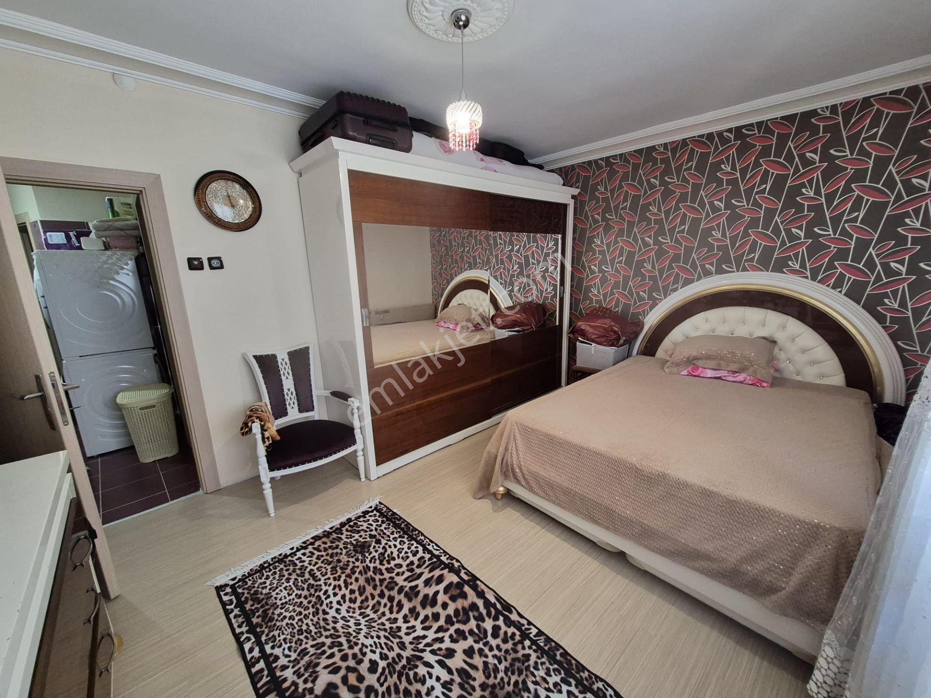 Emin Emlak Satıyor..valide Sultan Mahallesinde Köşebaşı 3+1 Satılık Daire — fotoğraf 22