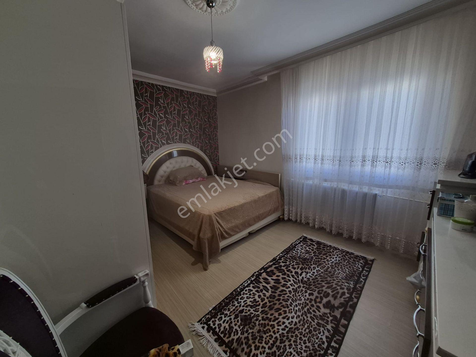 Emin Emlak Satıyor..valide Sultan Mahallesinde Köşebaşı 3+1 Satılık Daire — fotoğraf 23