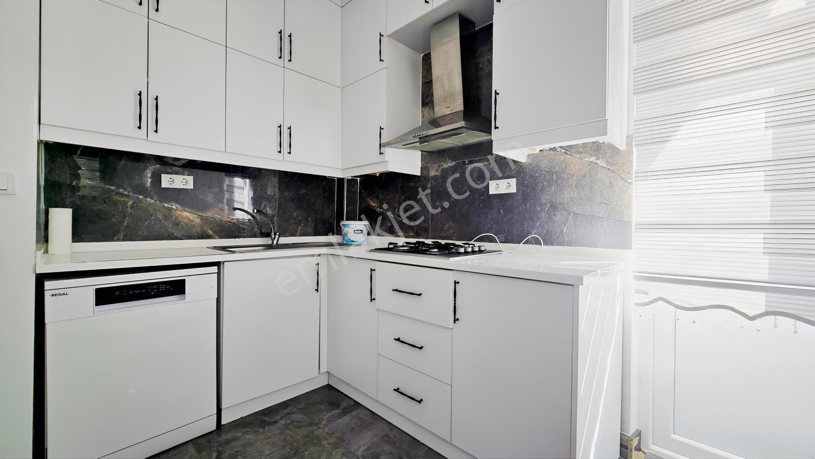 Güllük Caddesi Yakınıyeşil Manzaralıtamamen Yenilenmiş 3+1 Daire — fotoğraf 10