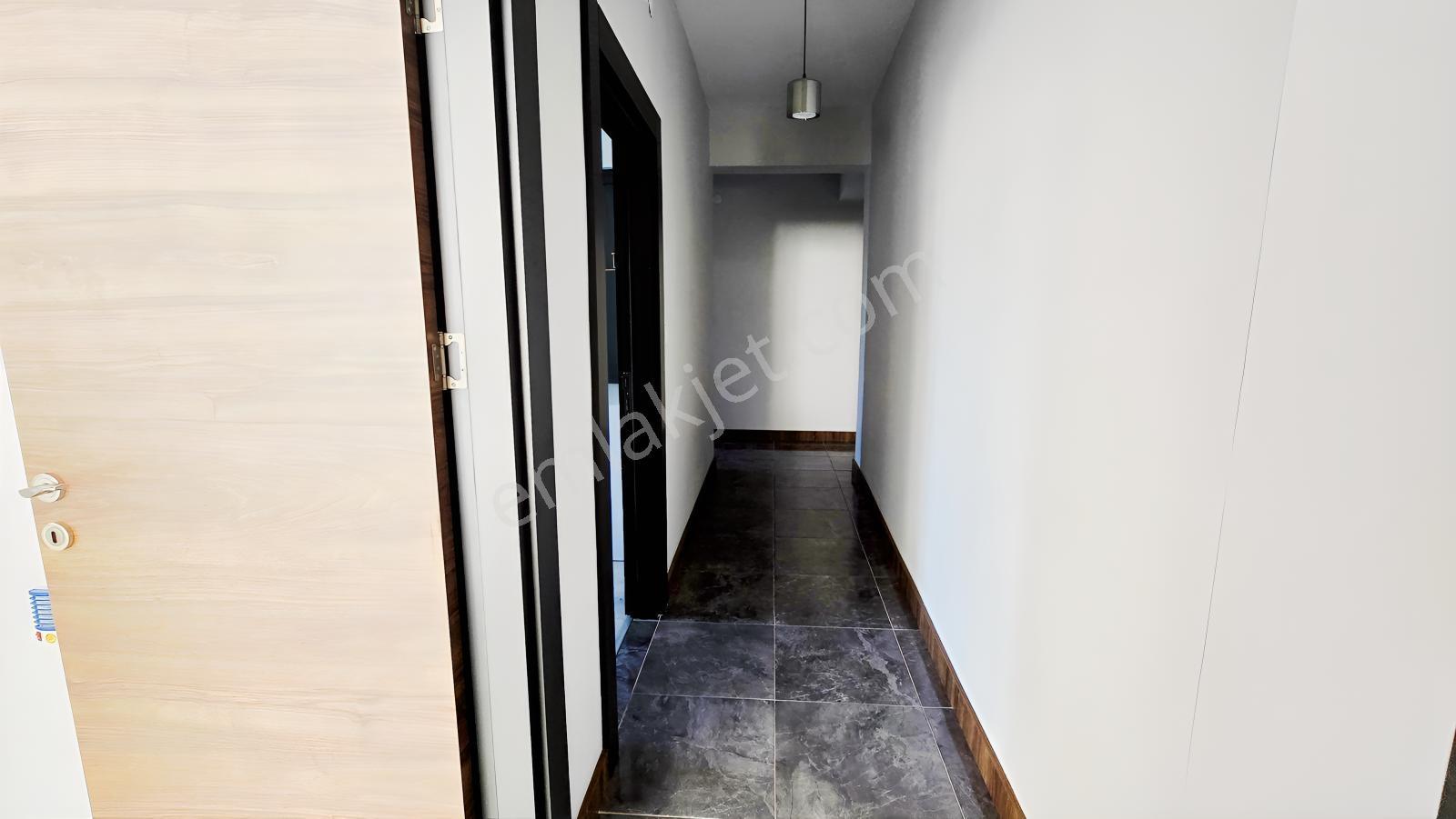 Güllük Caddesi Yakınıyeşil Manzaralıtamamen Yenilenmiş 3+1 Daire — fotoğraf 13