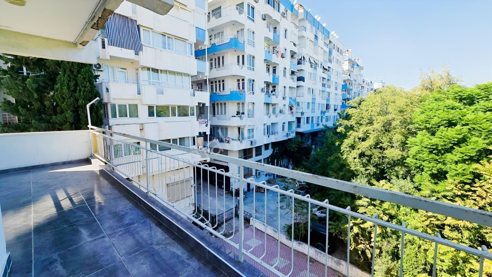 Güllük Caddesi Yakınıyeşil Manzaralıtamamen Yenilenmiş 3+1 Daire — fotoğraf 16
