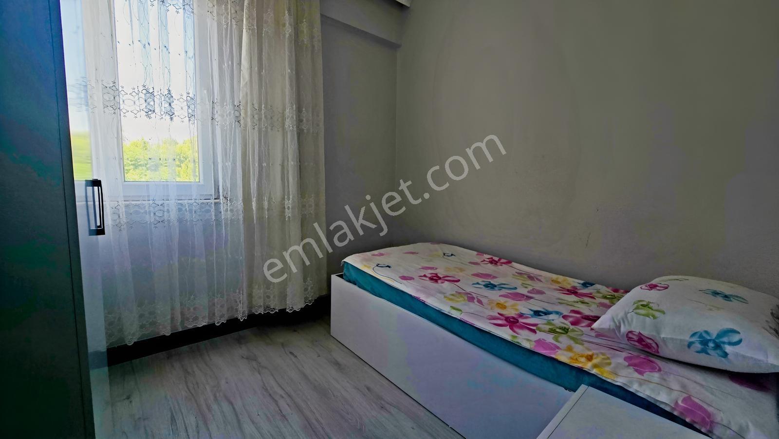 Güllük Caddesi Yakınıyeşil Manzaralıtamamen Yenilenmiş 3+1 Daire — fotoğraf 17