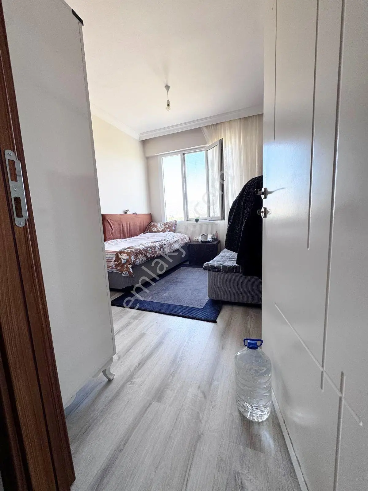 Nazilli Sümer Mahallesi 7. Kat Satılık Eşyalı 1+1 — fotoğraf 5