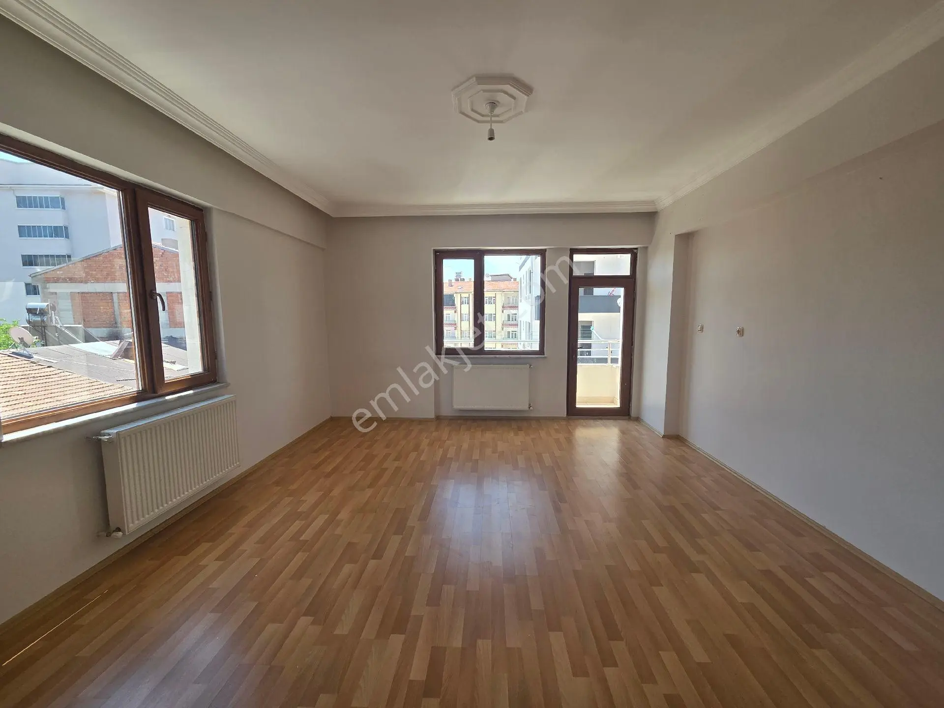Doğukan Real Estate | Yeni Mahalle Zafran Kavşağı Yukarısı Satılık 3+1 Daire — fotoğraf 9