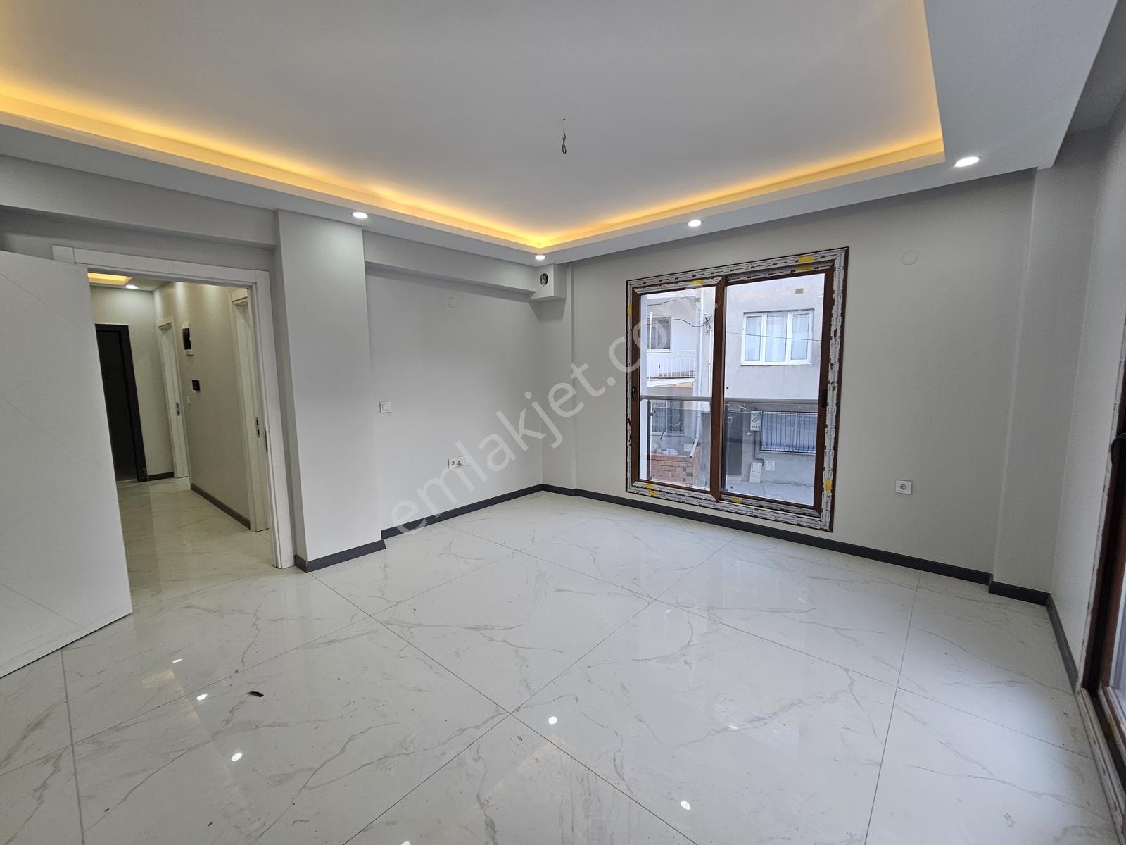 Buca Mustafa Kemal'de Satılık Mustakil 6+2 Dubleksli Bina 324m² — fotoğraf 3
