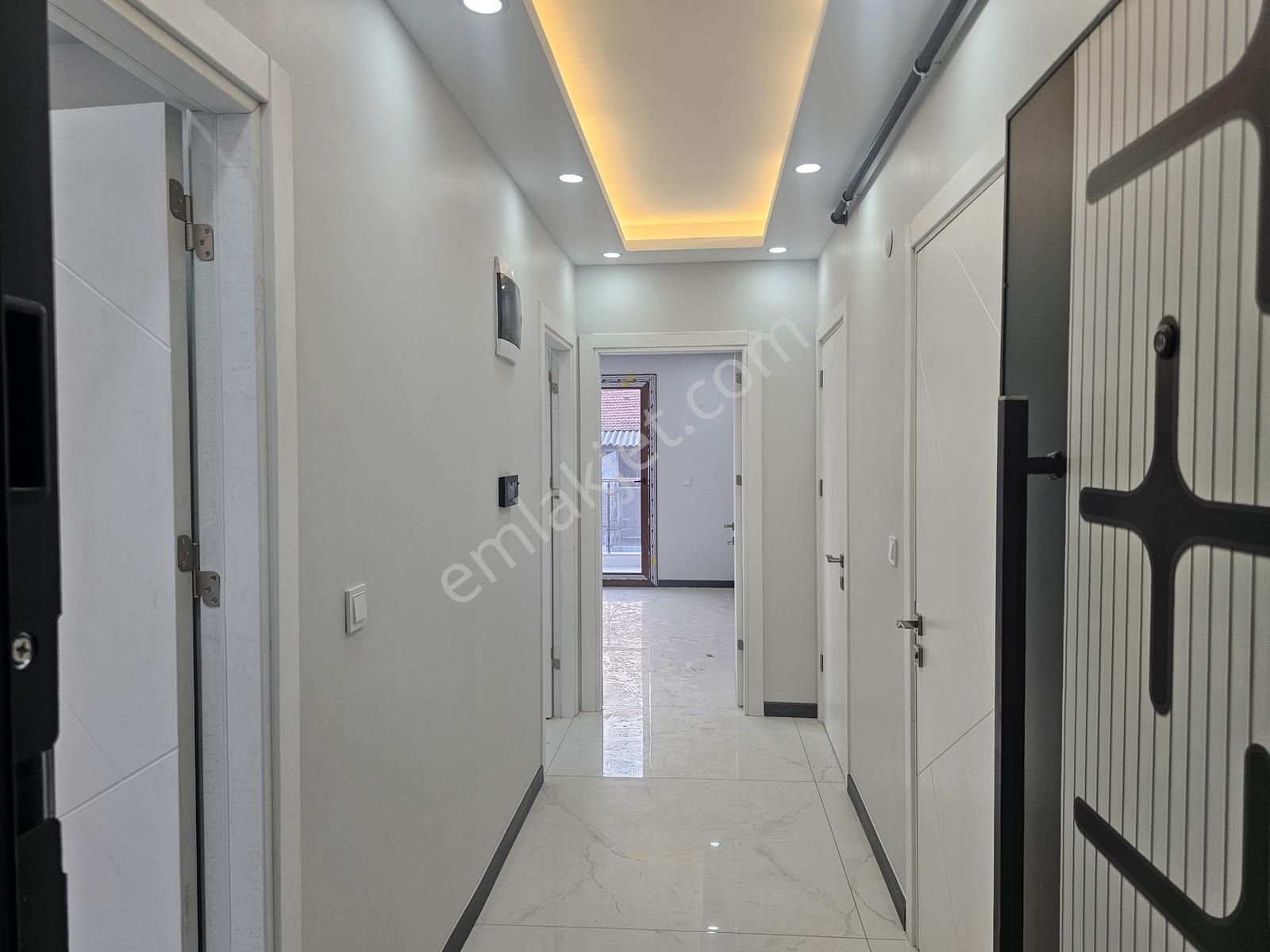 Buca Mustafa Kemal'de Satılık Mustakil 6+2 Dubleksli Bina 324m² — fotoğraf 7