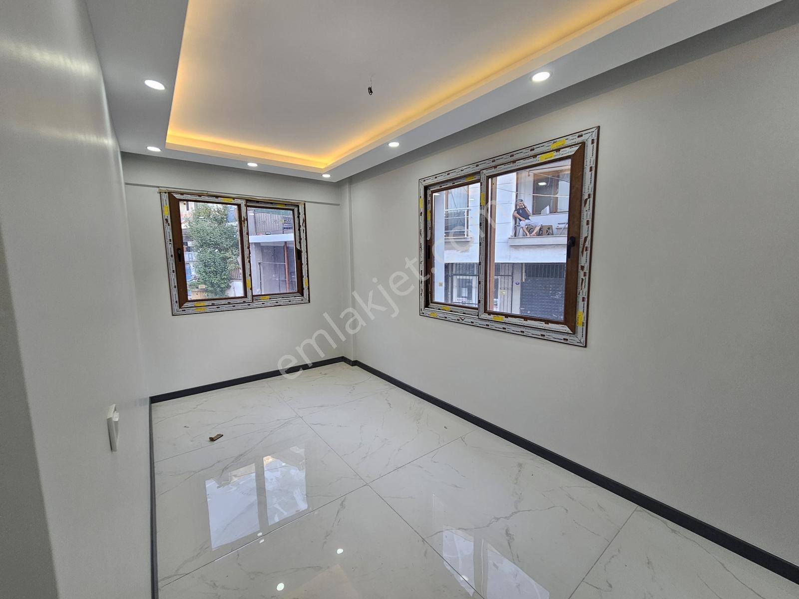 Buca Mustafa Kemal'de Satılık Mustakil 6+2 Dubleksli Bina 324m² — fotoğraf 8