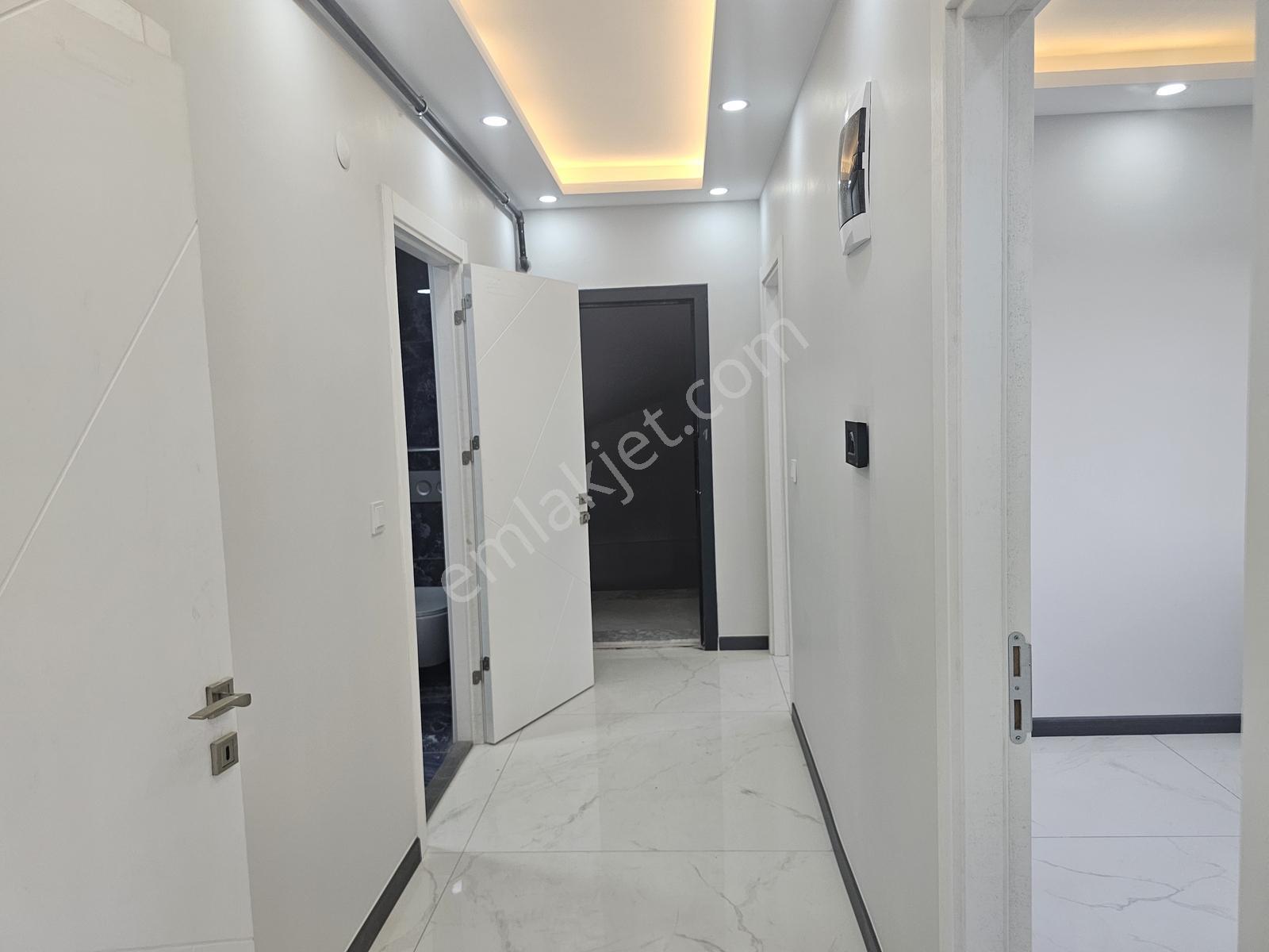 Buca Mustafa Kemal'de Satılık Mustakil 6+2 Dubleksli Bina 324m² — fotoğraf 13