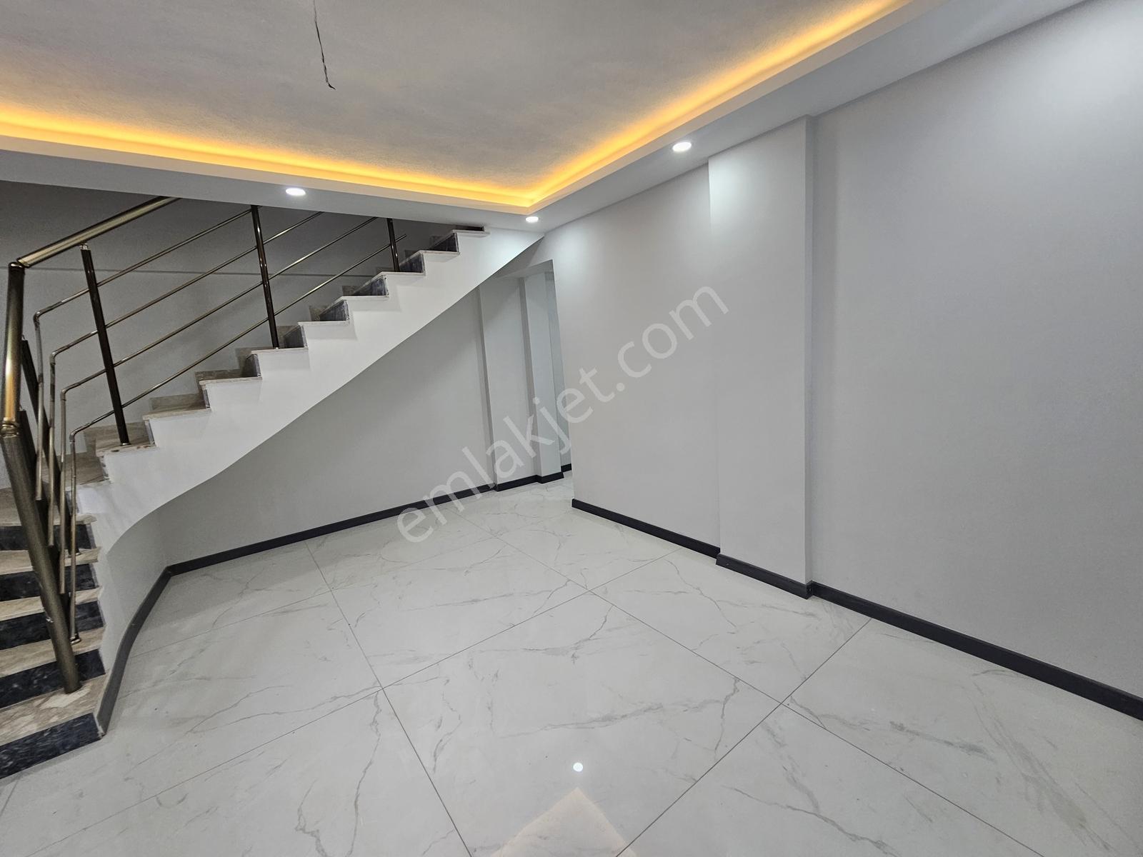 Buca Mustafa Kemal'de Satılık Mustakil 6+2 Dubleksli Bina 324m² — fotoğraf 17