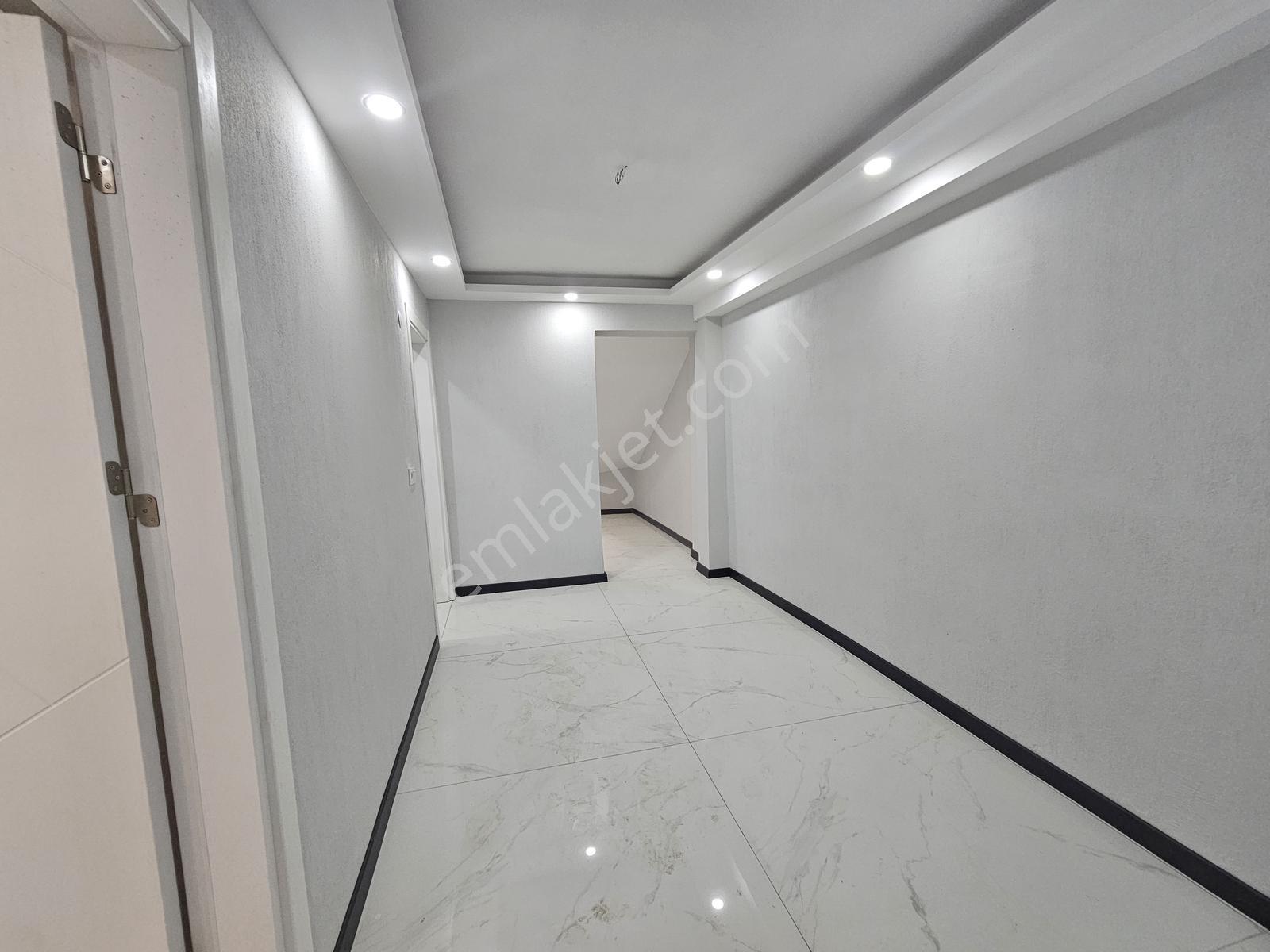 Buca Mustafa Kemal'de Satılık Mustakil 6+2 Dubleksli Bina 324m² — fotoğraf 18