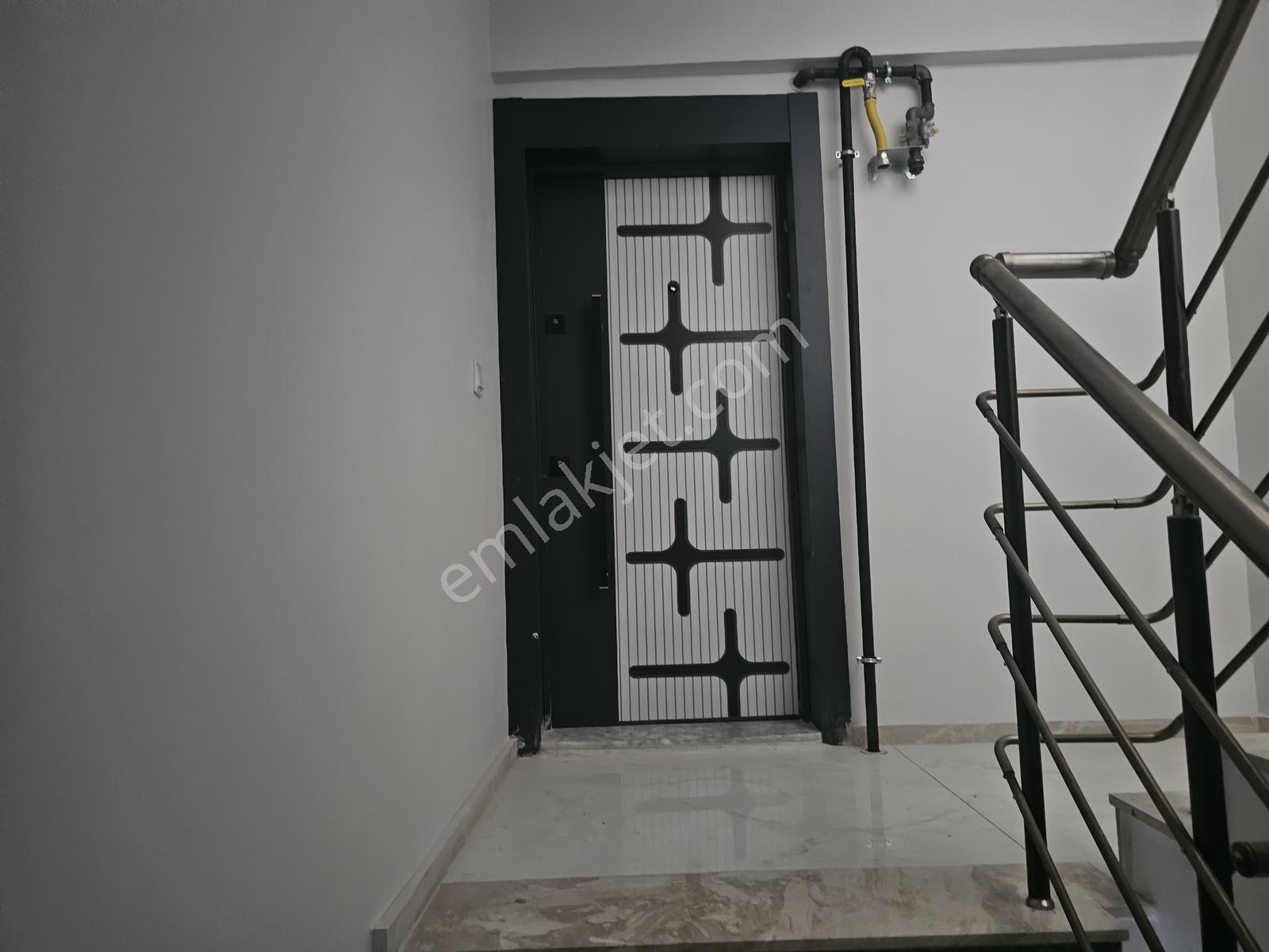 Buca Mustafa Kemal'de Satılık Mustakil 6+2 Dubleksli Bina 324m² — fotoğraf 28