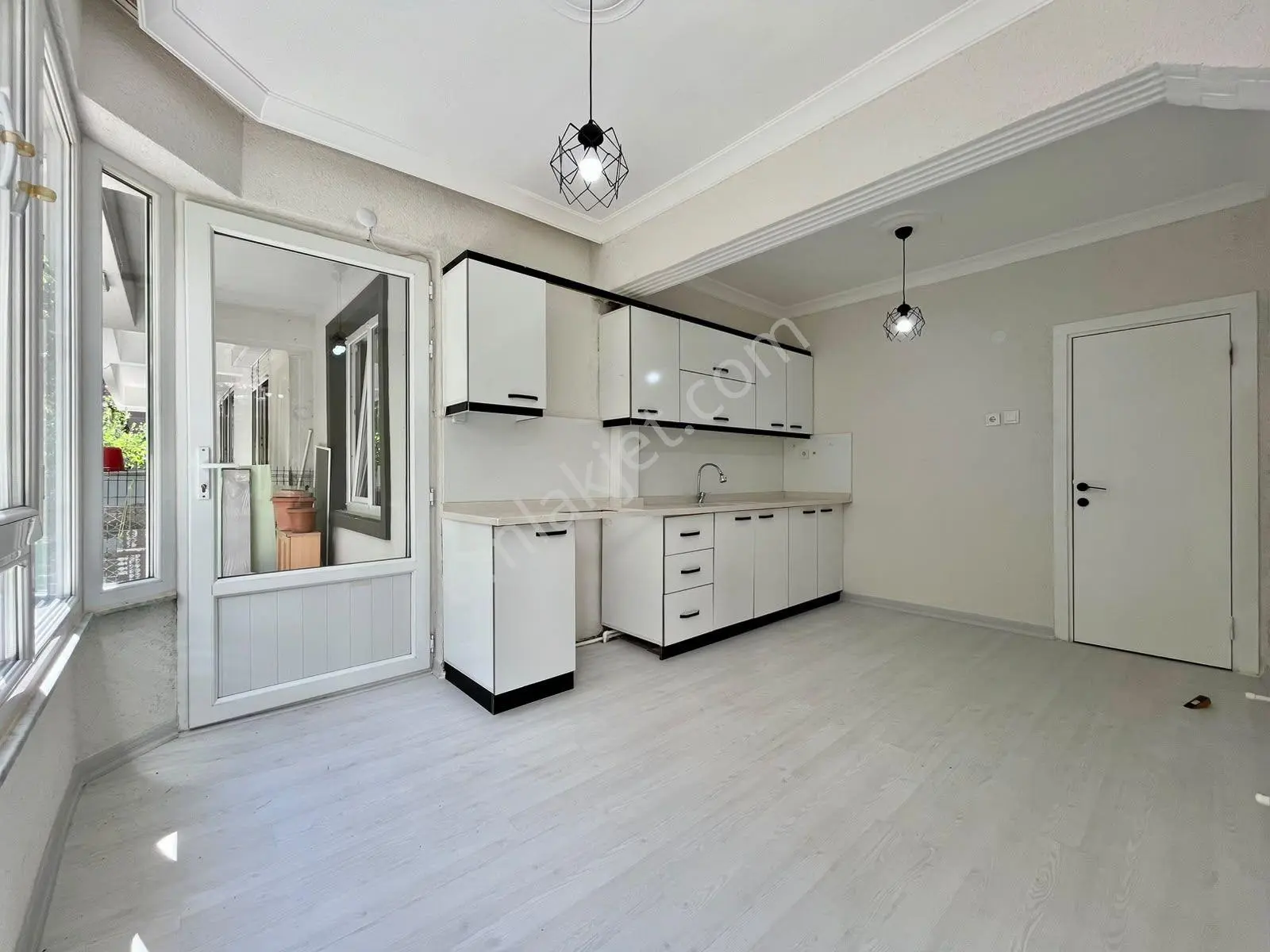 Gümüşden Akçayda Müstakil Tadında Denize 300m Ebeveynli Masrafsız 2+1 Daire! — fotoğraf 2