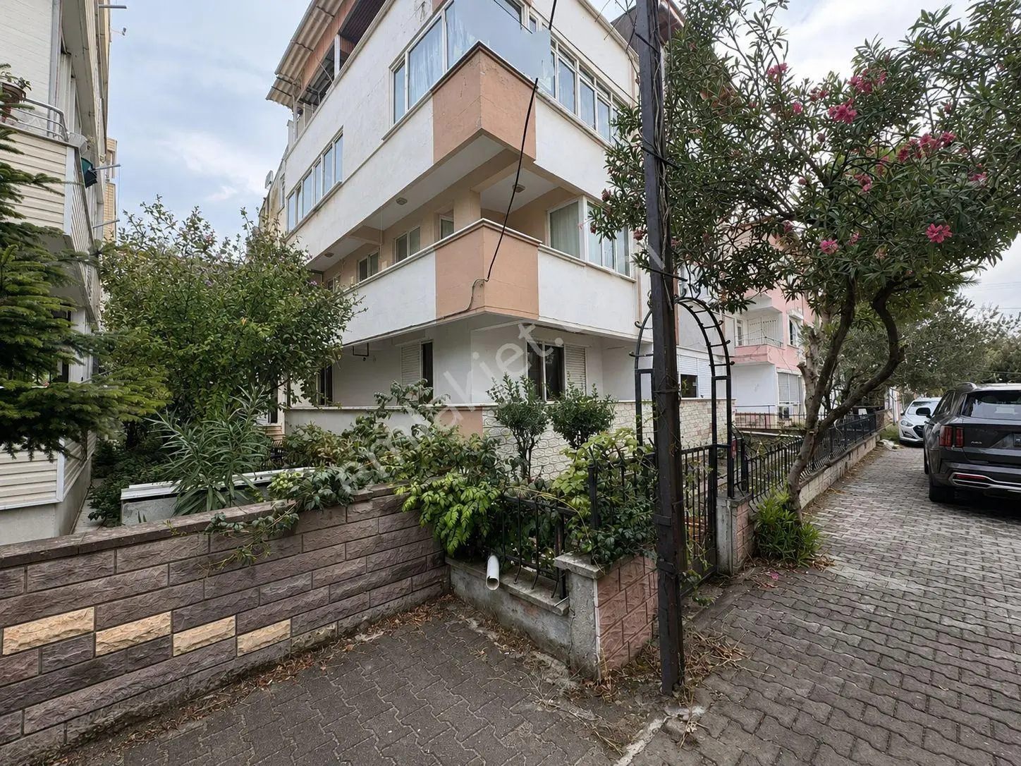 Yüksel'den Altınkum'da Denize Sadece 1 Adım Öncephe 2+1 Daire — fotoğraf 3