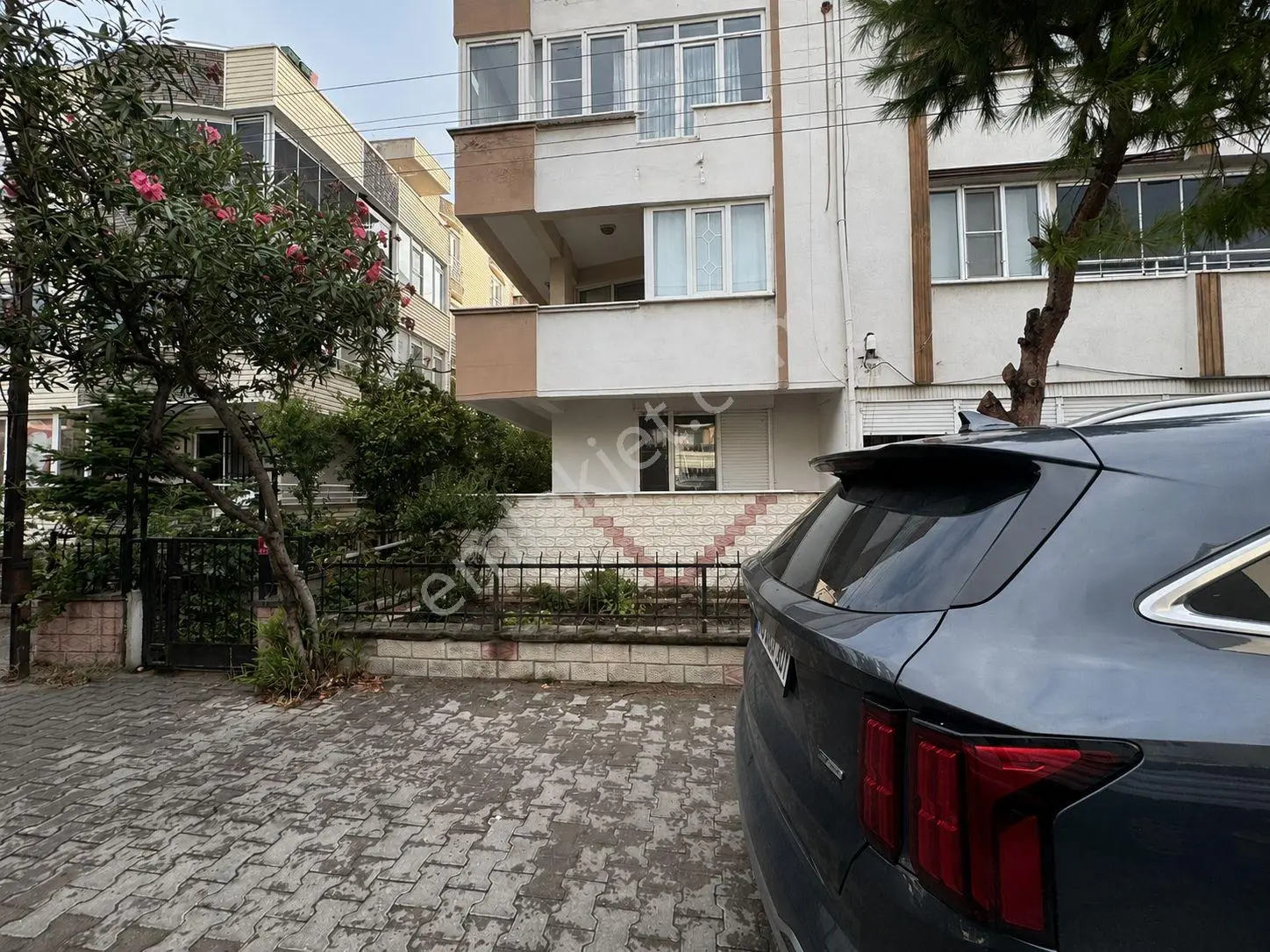 Yüksel'den Altınkum'da Denize Sadece 1 Adım Öncephe 2+1 Daire — fotoğraf 4
