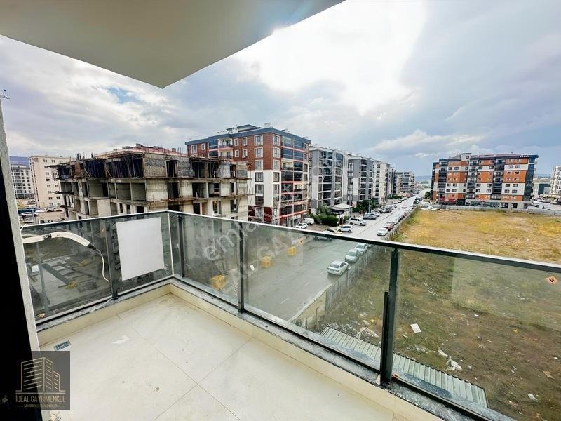 Yanyalı Diamond Sitesinde Oturuma Hazır Sıfır Ara Kat 1+1 — fotoğraf 9