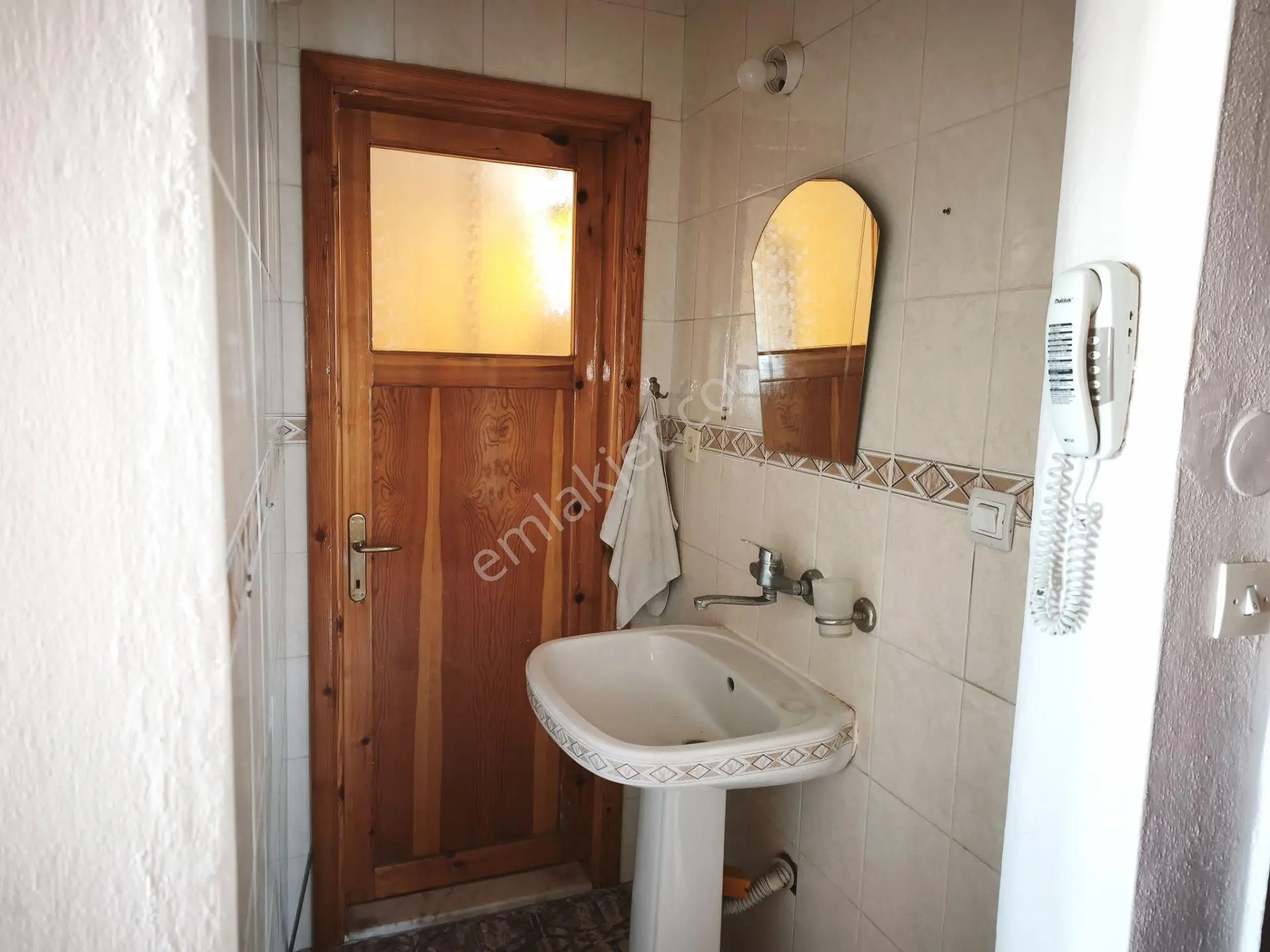 Terasparka Yakın Doğa Manzaralı Kullanışlı Satılık 3+1 Daire — fotoğraf 3