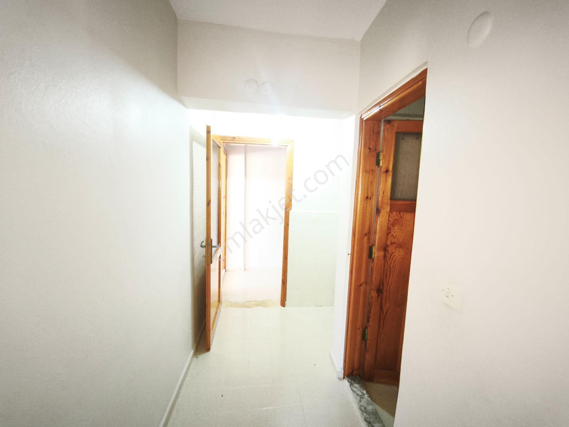 Terasparka Yakın Doğa Manzaralı Kullanışlı Satılık 3+1 Daire — fotoğraf 7